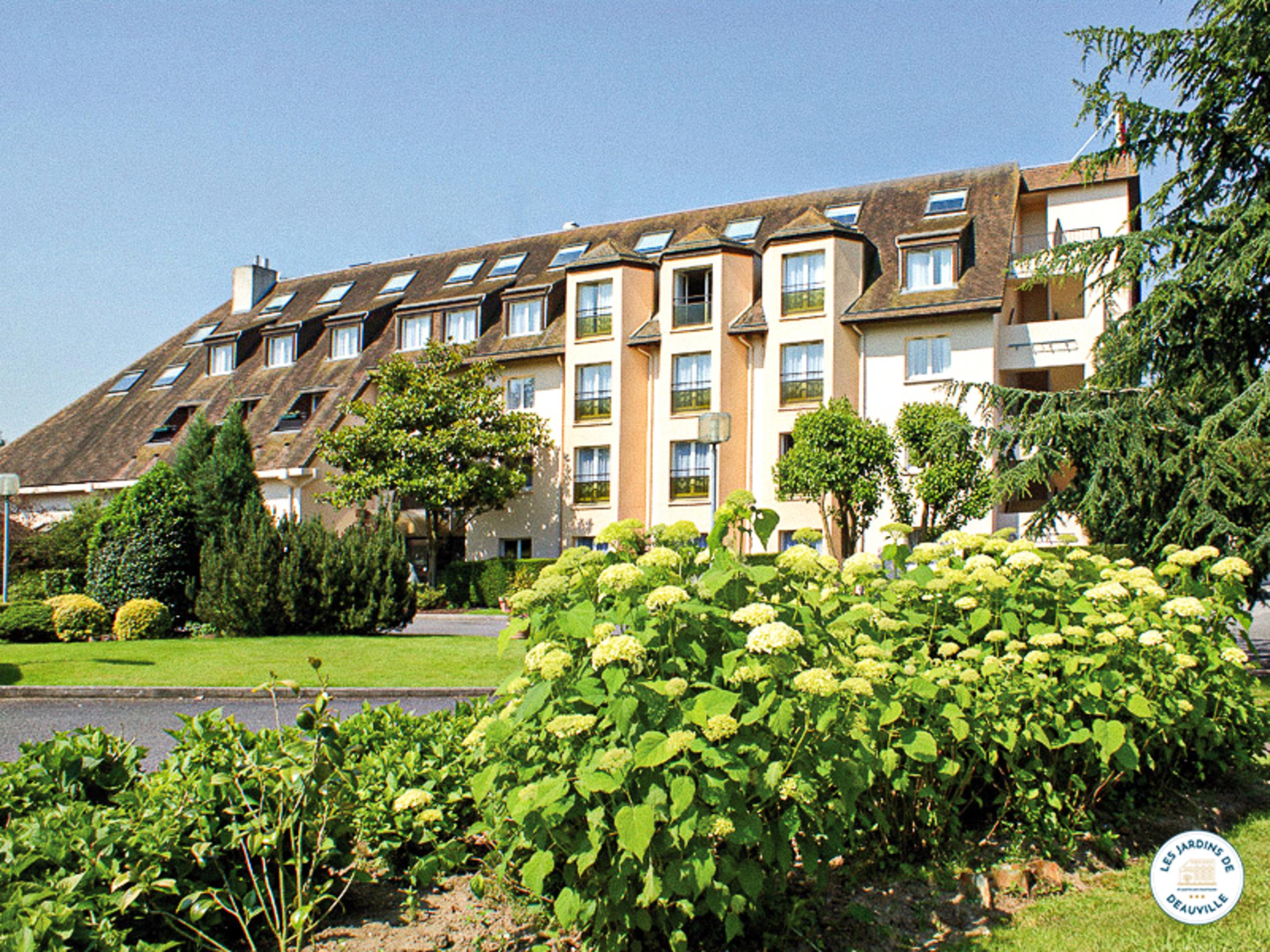 Hotel Les Jardins De Deauville Saint-Martin-aux-Chartrains ภายนอก รูปภาพ