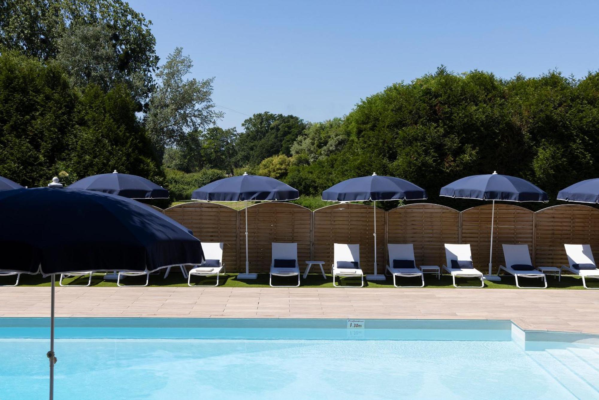 Hotel Les Jardins De Deauville Saint-Martin-aux-Chartrains ภายนอก รูปภาพ